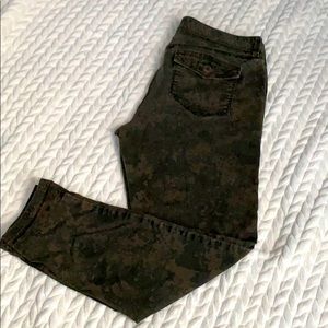 Loft camo pants.